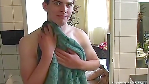 Two girls get it on the beach