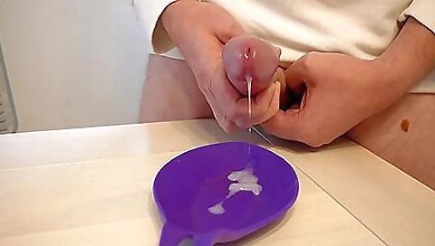 Shaky cutie and cum on face at alex