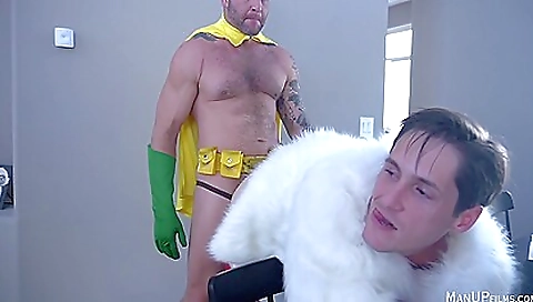 Milf and sexy asian slutty girls in a hot blowjob