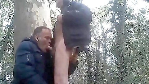 Hawt brunette hair in the car