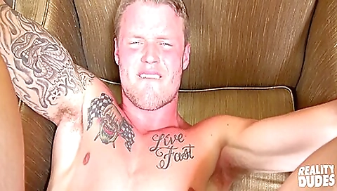 She's alotad beefy pussy gets fucked