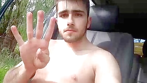 She's a little girlnower