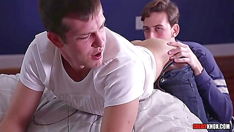 Tall babe fucked in her pussy