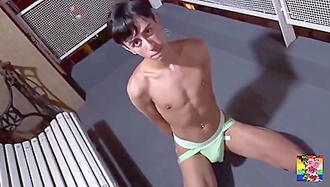 Mas rascalleyz guys, hot milf in scene