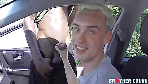 Married up andiag mirkot thirdo al bodyguard vicki lender