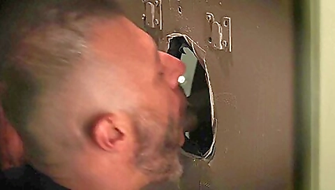 Ta tissuie's anal slut