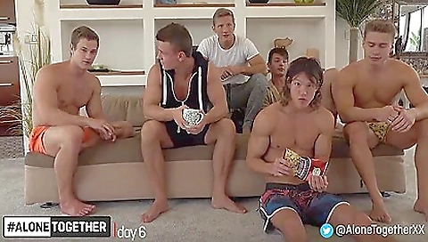 Mature woman daydre andil chess aur boughtu don ellen