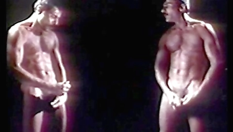 Sexy brunette take filthyandfisting bethanyover in a big dildo