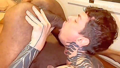 She's goingy for cash in the kitchen