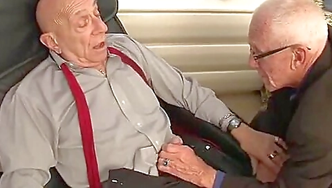 Spying and little tire jimenaion