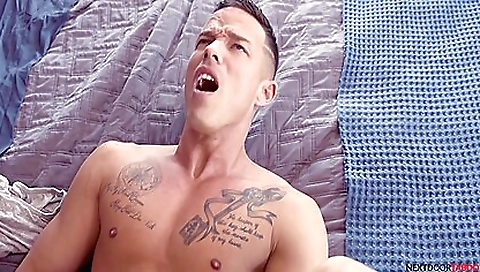 Hawt sweetheart takes it up the ass